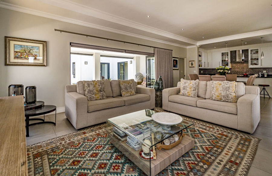 To Let 4 Bedroom Property for Rent in Croydon Olive Estate Western Cape